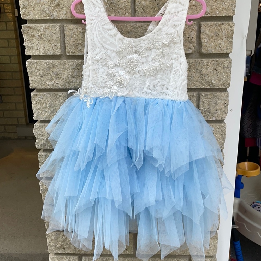 Tulle light/white  blue 3t dress
